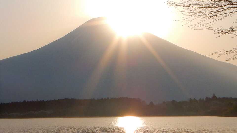 《関東朝発》リバティ富士登山【吉田口ルート・フリー登山】（山小屋おまかせ）