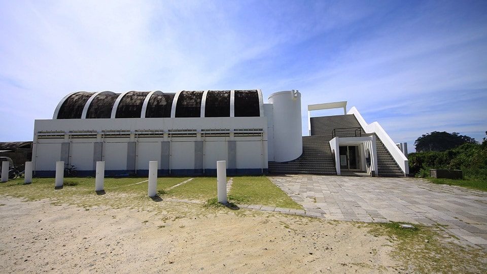 【新島】ガラスアートセンター