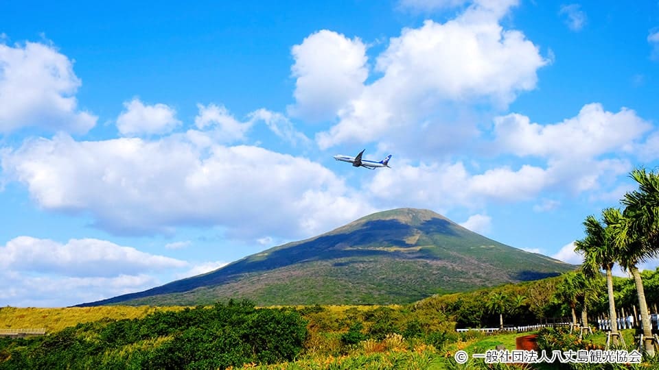 【八丈島】 八丈富士・天空の道