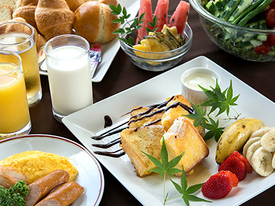 朝食イメージ(人気のフレンチトースト)
