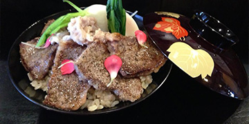 食彩創房「亶」 佐渡牛肉焼き丼